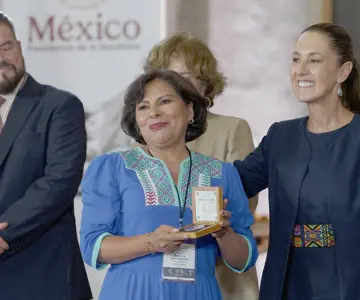Sheinbaum anuncia aumento del 9% a maestros; CNTE lo rechaza