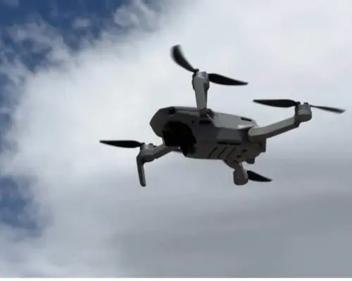 Nueva ley en Arizona permite derribar drones ilegales en la frontera
