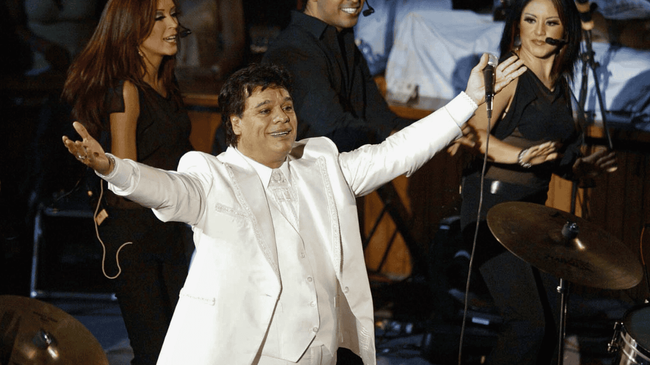 Mis 40 en Bellas Artes de Juan Gabriel llega a cines en México