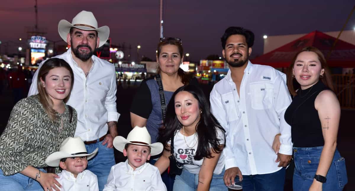 Se dan cita hermosillenses a la Expogan Sonora; traen todo el ánimo