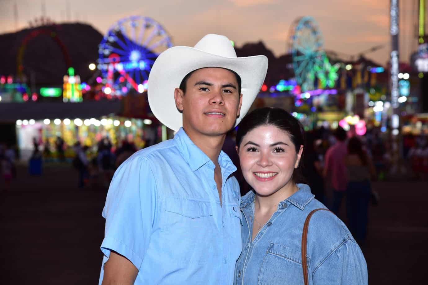 Se dan cita hermosillenses a la Expogan Sonora; traen todo el ánimo
