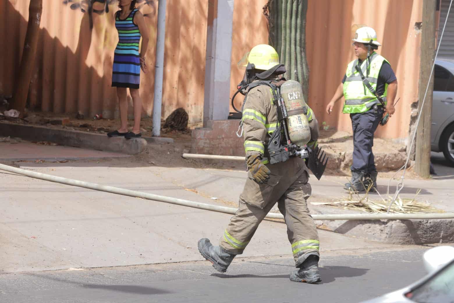 Incendio en casa deshabitada moviliza a bomberos