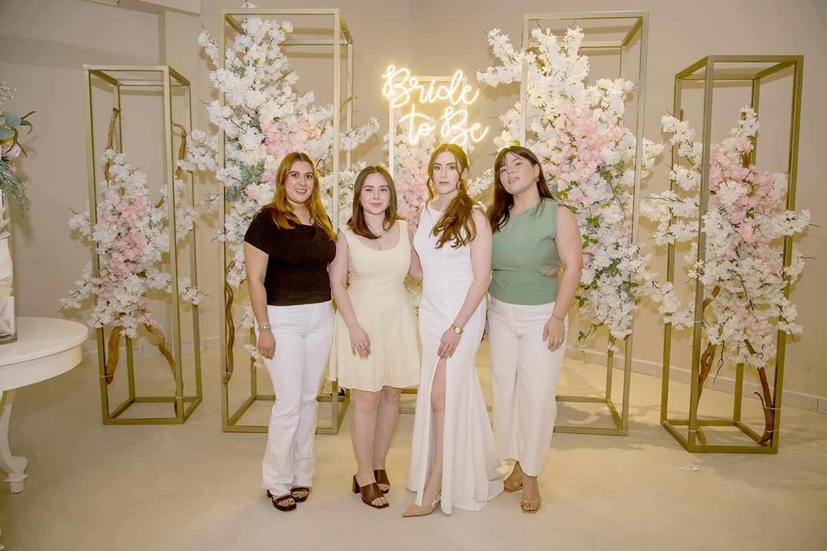 Cristina Durazo celebra una bella Despedida de Soltera