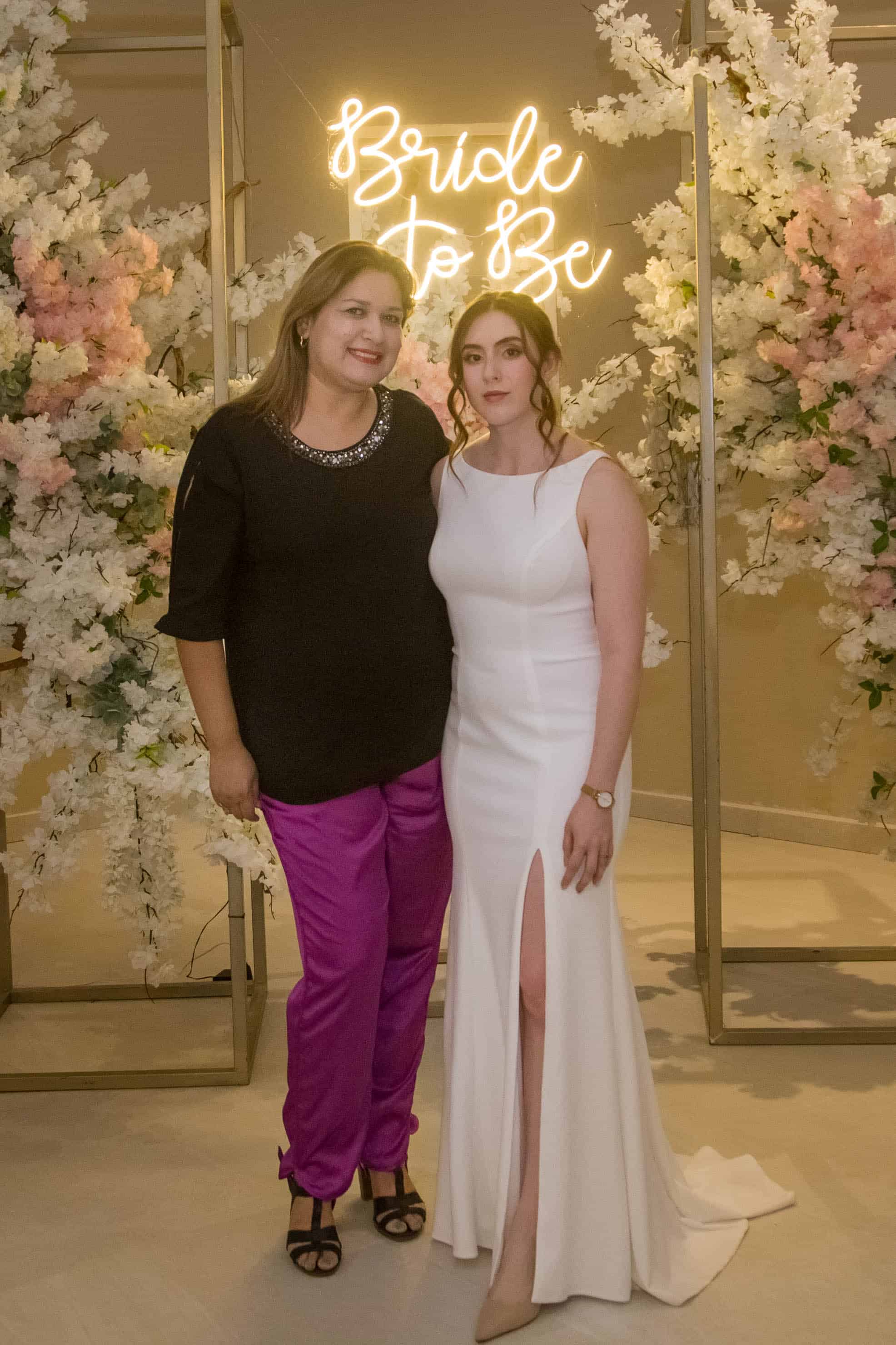 Cristina Durazo celebra una bella Despedida de Soltera