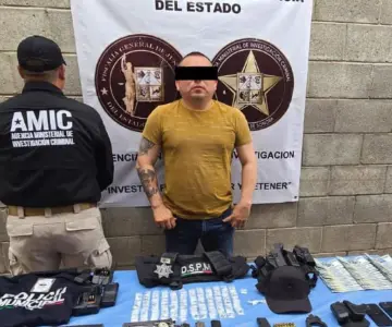 Altar: Aseguran a sujeto con arsenal y droga; laboraba como policía