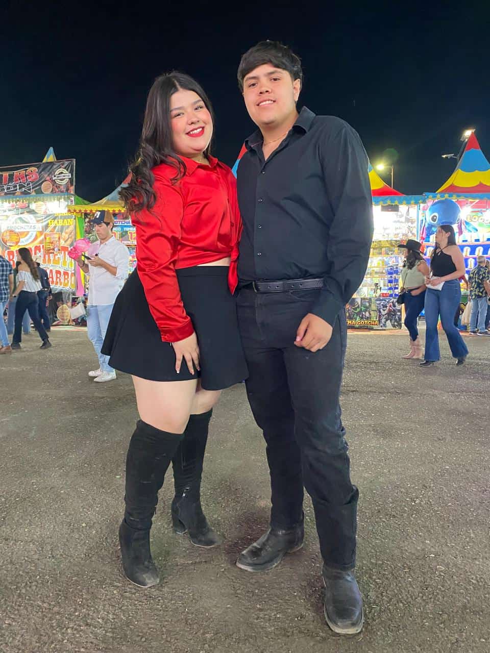 Hermosillenses llegan a la Expogan y pasan rato ameno
