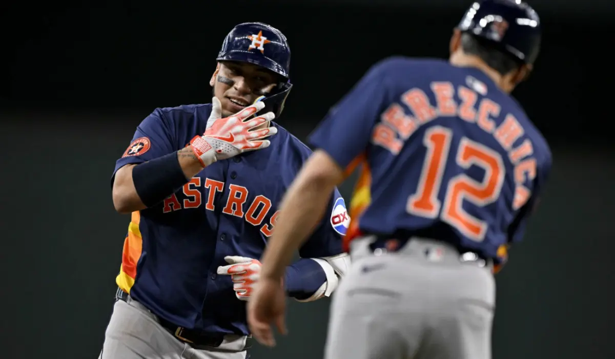 Paredes conecta su séptimo cuadrangular y le da la victoria a los Astros