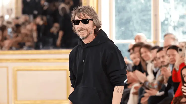 Pierpaolo Piccioli será el sucesor de Demna en la casa de moda Balenciaga. (Foto: Especial)