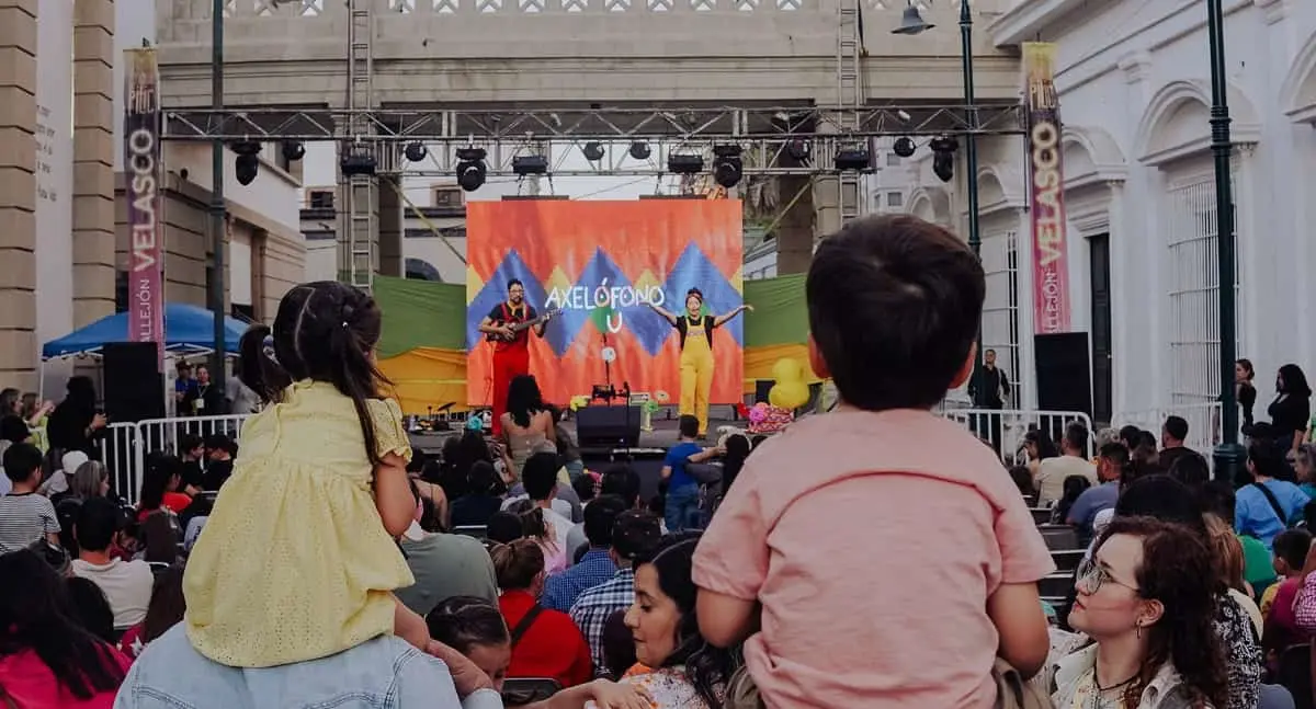 Niñas y niños protagonizan talleres y arte en Fiestas del Pitic 2025