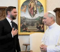 Donald Trump invita al Papa León XIV a visitar la Casa Blanca
