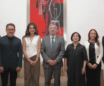 Comisión del Senado viaja a EU para frenar impuesto a remesas