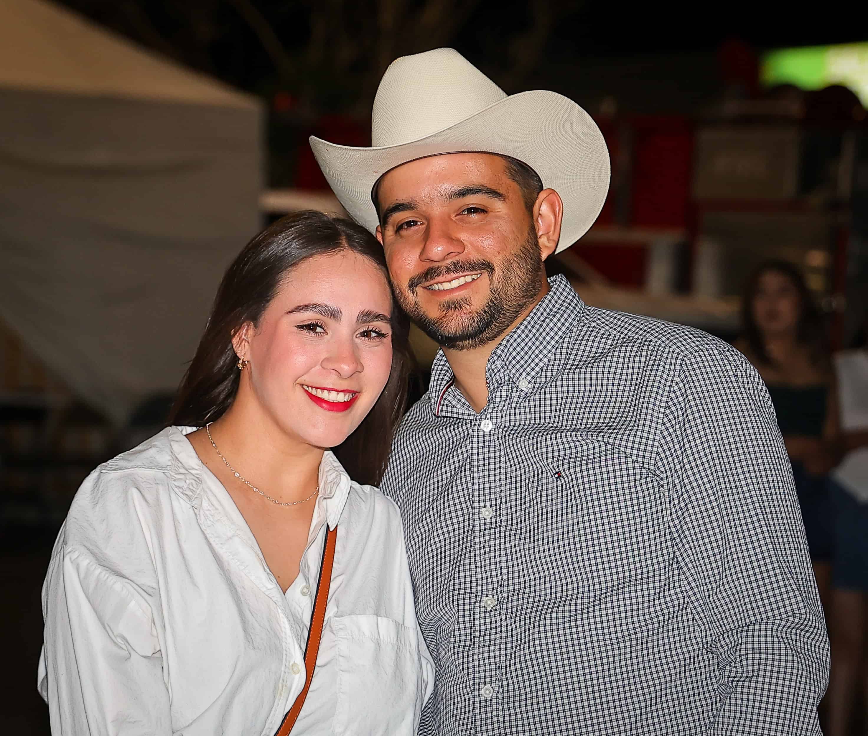 Llegan para presentación de Edición Especial y Los Plebes del Rancho