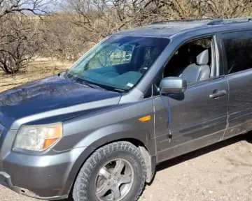 Arrestan a pollero y cuatro mujeres indocumentadas en Sonoyta