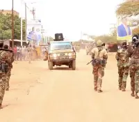 Impactan seis proyectiles en una base militar de Somalia