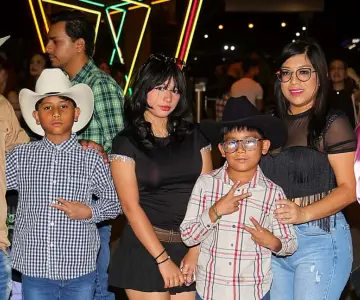 Hermosillenses acuden a la Expogan en su última semana