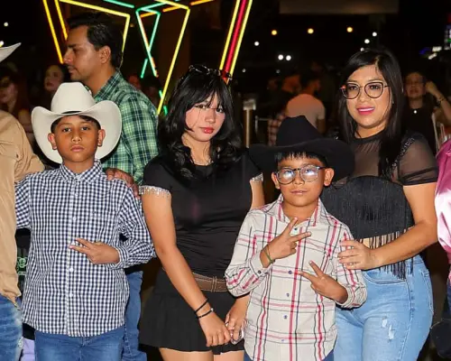 Hermosillenses acuden a la Expogan en su última semana