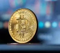 Diferencias entre un casino con criptomonedas y uno tradicional
