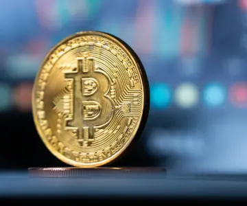 Diferencias entre un casino con criptomonedas y uno tradicional