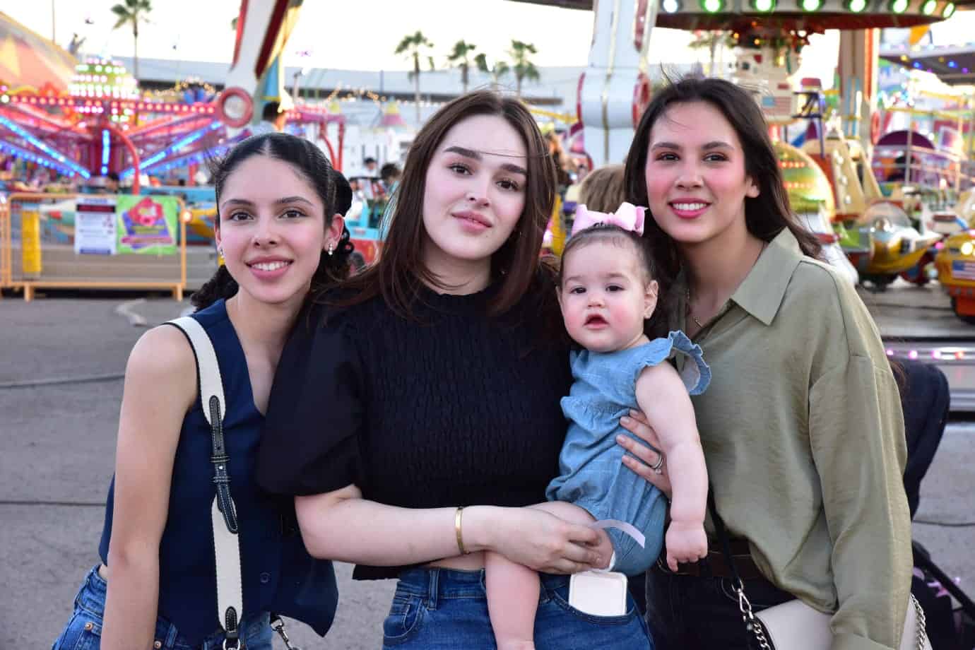 Se reúnen hermosillenses en la Expogan Sonora