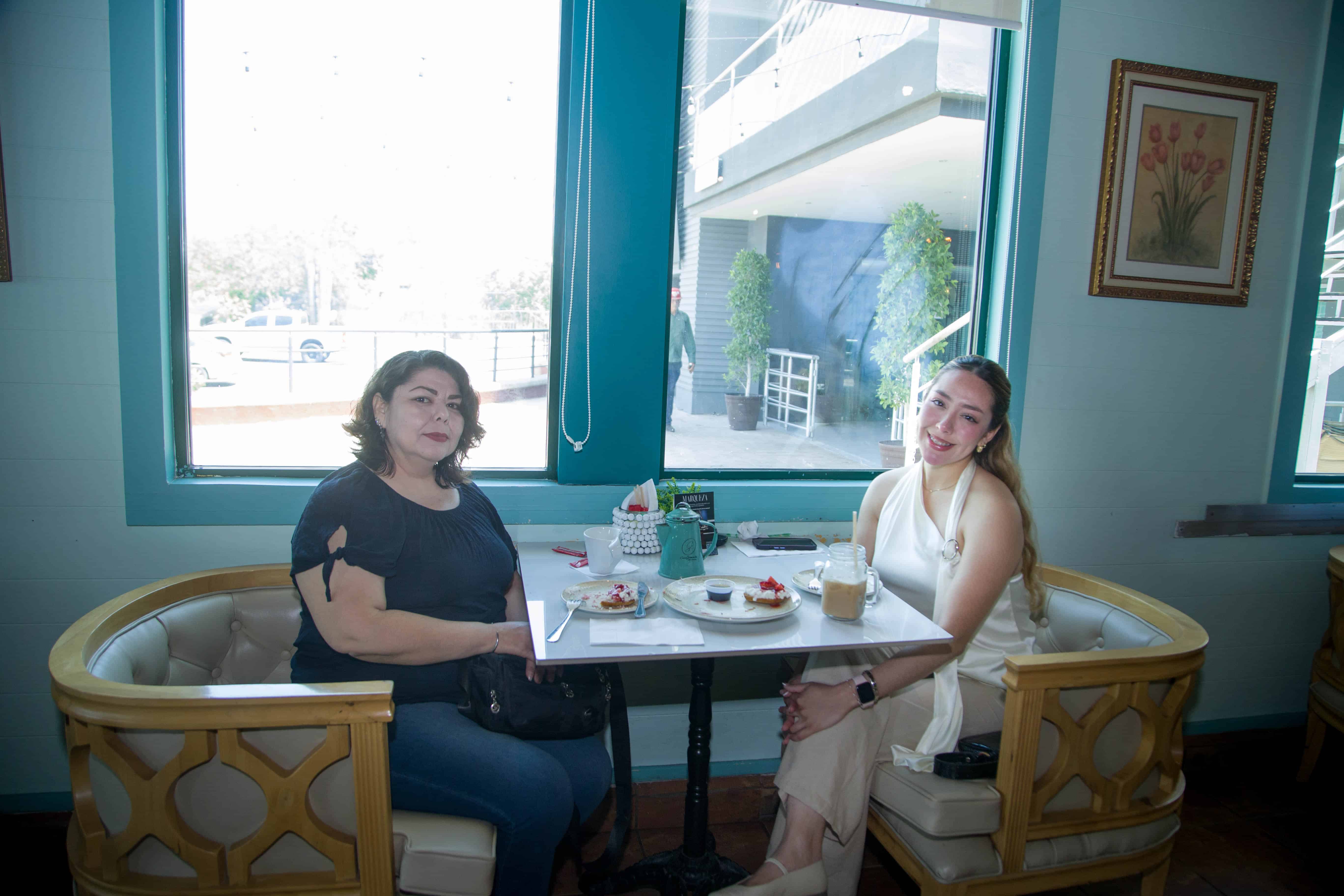 En Café Garmedia pasan una tarde agradable