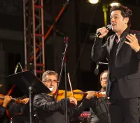 Arturo Chacón le canta a Sonora con el alma en las Fiestas del Pitic