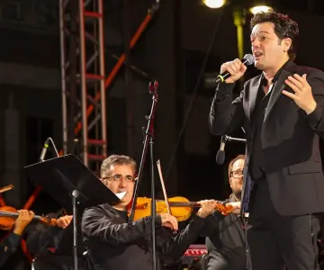 Arturo Chacón le canta a Sonora con el alma en las Fiestas del Pitic