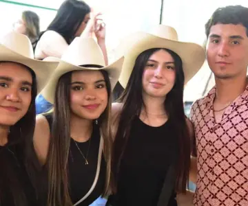 Hermosillenses a la espera de presentación de Remmy Valenzuela