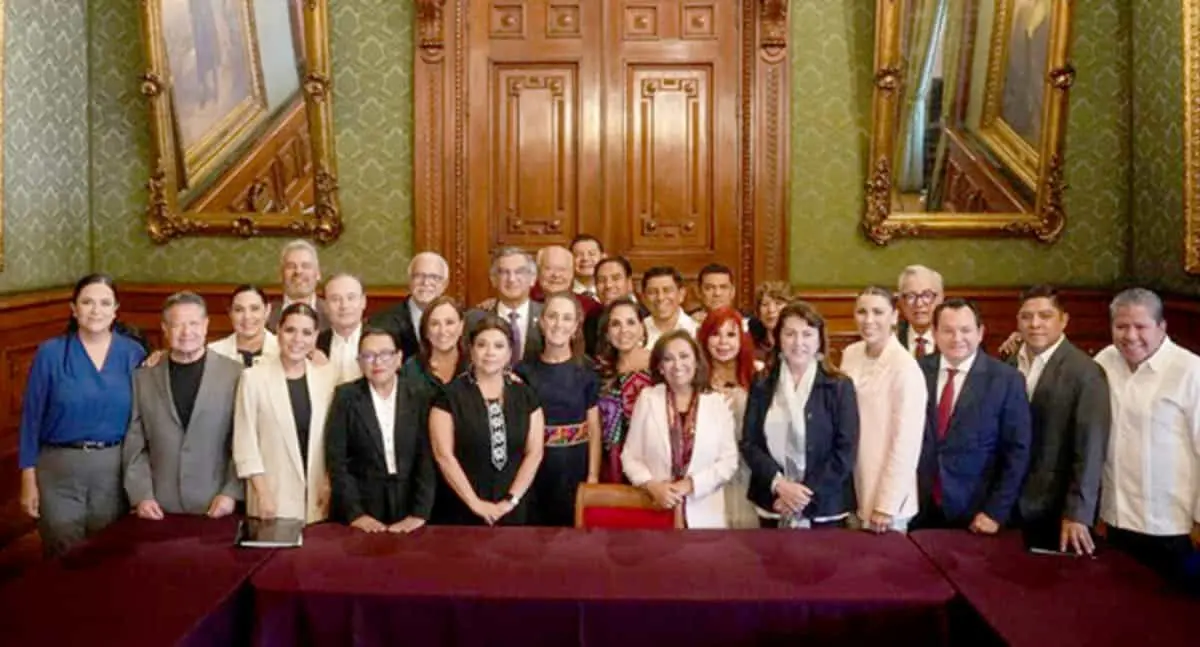 Garantiza gobernador Alfonso Durazo salud de calidad