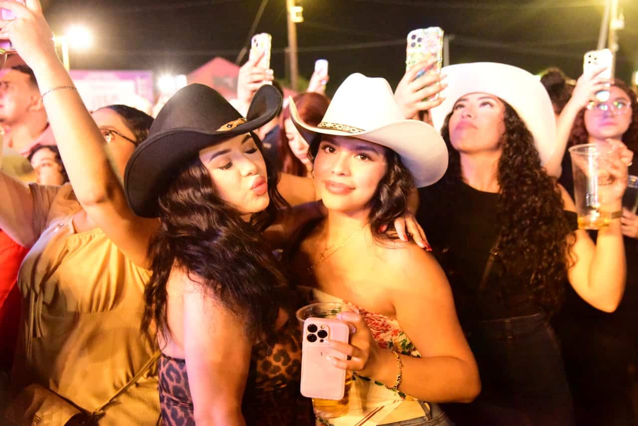 Hermosillenses a la espera de presentación de Remmy Valenzuela