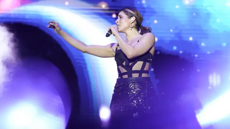 María León reacciona a irrupción de lavacoches en concierto de Hermosillo