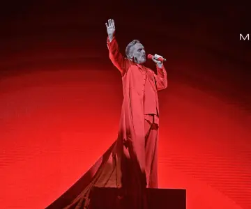Miguel Bosé triunfa en el Foro Rosales durante las Fiestas del Pitic 2025