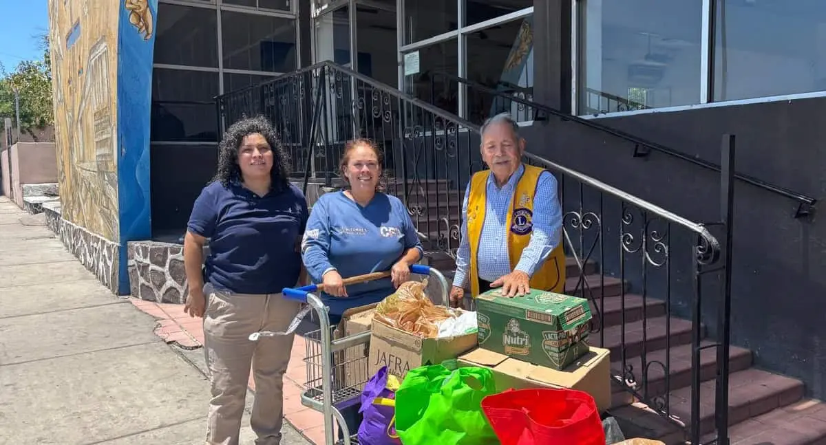 Club de Leones de Guaymas entrega más de media tonelada de alimentos