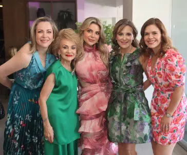Realiza elegante Bridal Shower Laura Ileana Alonso