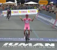 Isaac del Toro gana etapa 17 del Giro y conserva liderato