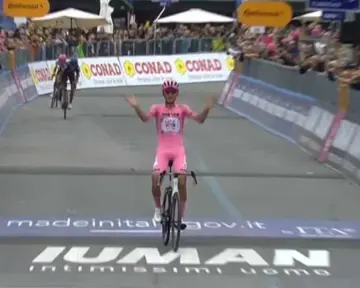 Isaac del Toro gana etapa 17 del Giro y conserva la Maglia Rosa