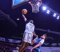Rayos vence 97-96 a Ángeles con final dramático en la Arena Sonora
