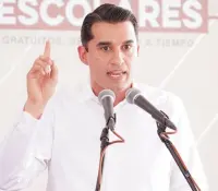 Ciclo escolar terminará con normalidad pese a marchas de maestros