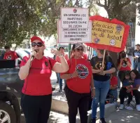 Se manifiestan maestros federalizados de manera sincronizada en Sonora