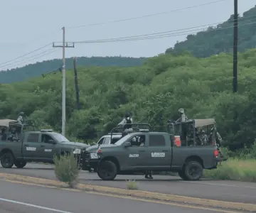 Emboscada a militares deja a tres elementos heridos en Sinaloa