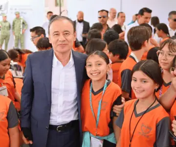 Alfonso Durazo lanza campaña Sí al desarme, sí a la paz en Hermosillo