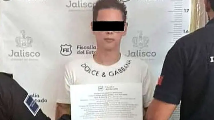 Alejandro N fue detenido en Puerto Vallarta por los delitos de trata de personas. (Foto: Especial)