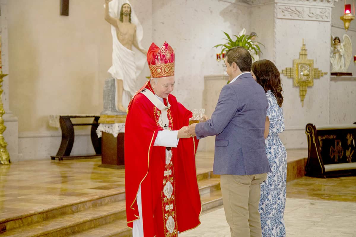 Alumnas del Colegio Liceo Thezia reciben confirmación