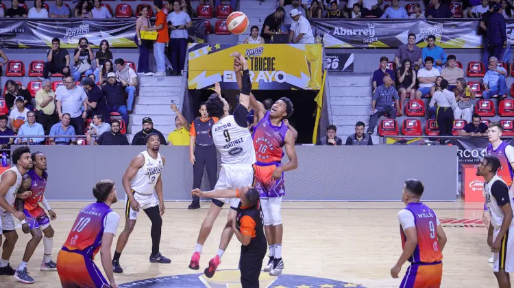 El equipo se despide de la contienda. (Foto: Cristian Ruiz / EXPRESO)