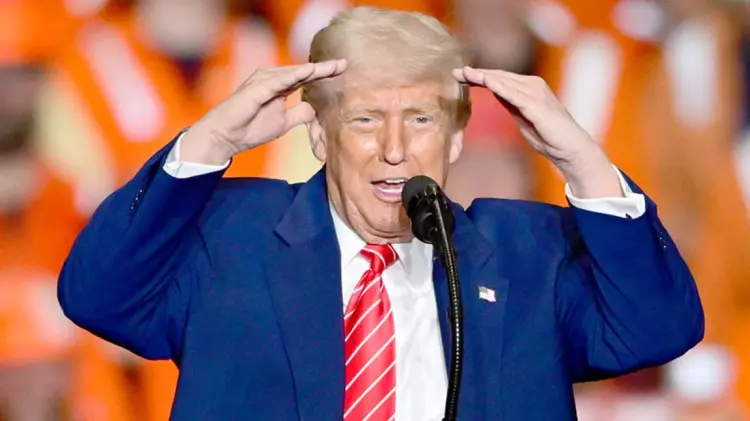 Trump anunció el aumento de los aranceles en una planta en Pittsburgh. (Foto: Especial / EXPRESO)