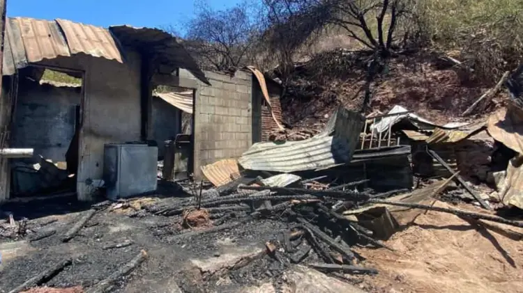 Hogar fue reducido a cenizas. (Foto: Especial / EXPRESO)