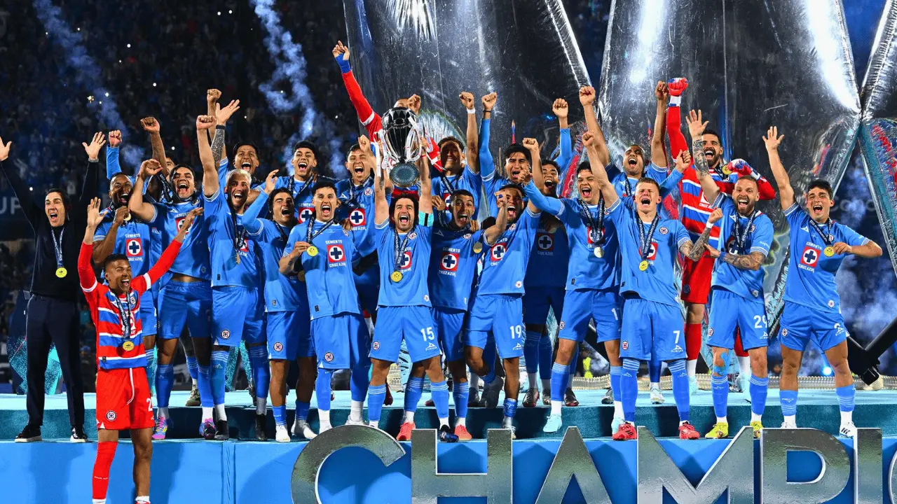 Cruz Azul golea 5-0 a Vancouver y gana la Concachampions 2025