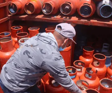 Distribuidores de gas LP suspenden paro tras llamado de Amexgas