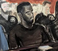 Mujer irrumpe con gritos el juicio a Sean Diddy Combs