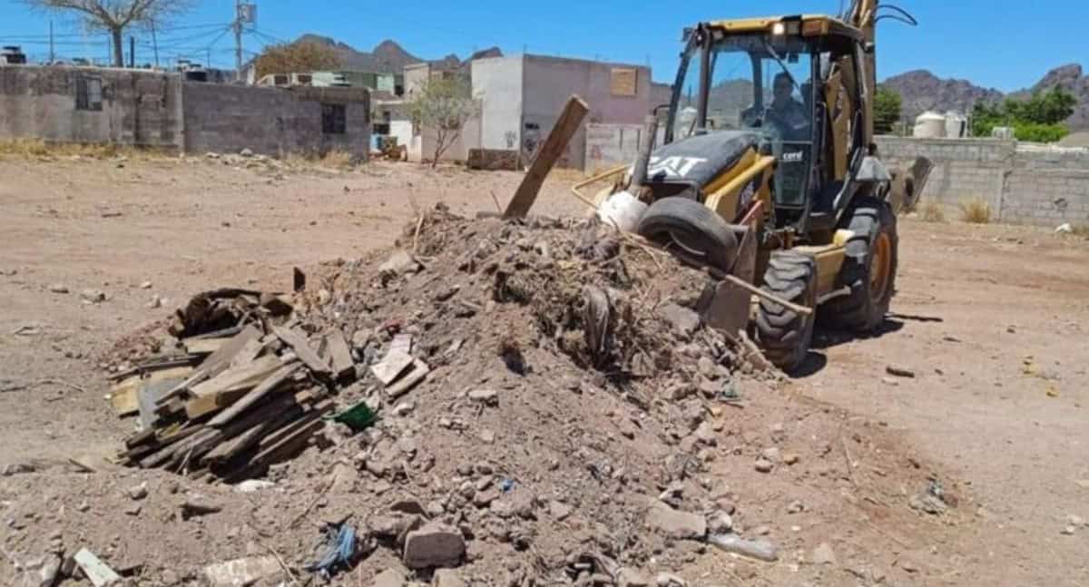 Ante temporada de lluvias, continúa limpieza de arroyos en Guaymas