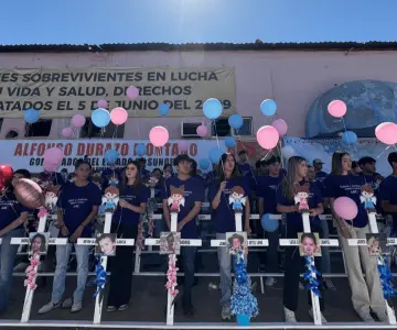 Durazo se une al reclamo de justicia por víctimas de la Guardería ABC
